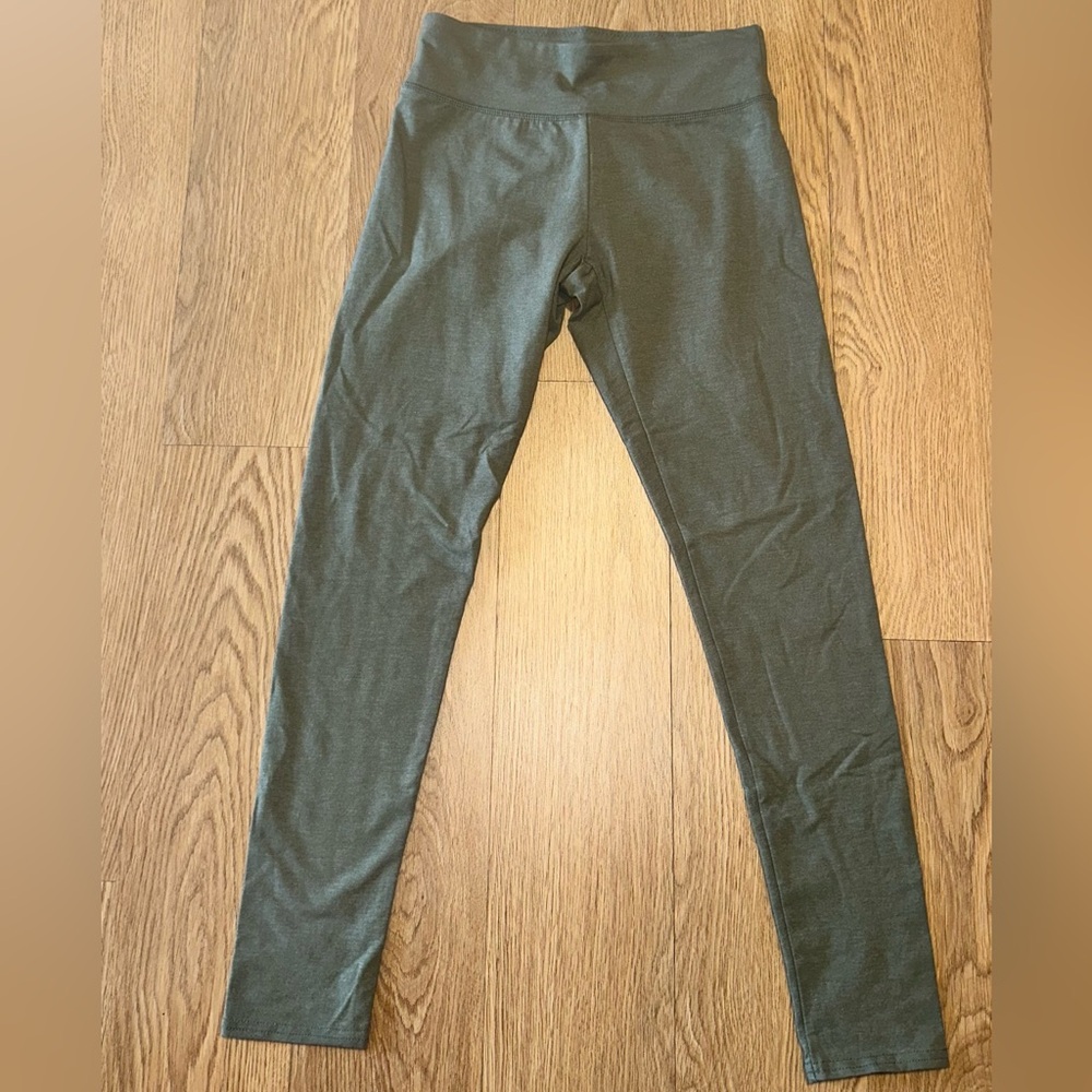 Aerie Green /Gray Leggings chill play move Pants